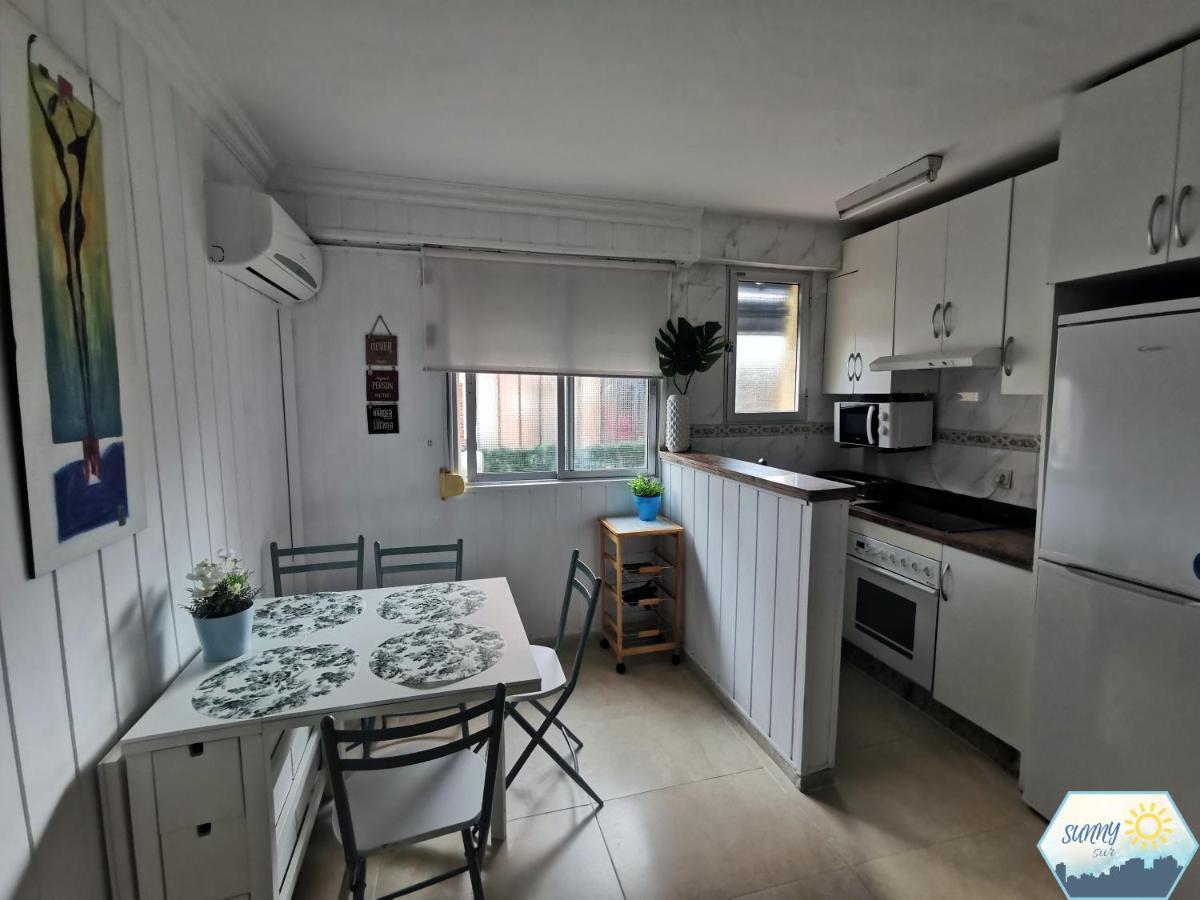 Sunny Los Alamos Apartment Торемолинос Екстериор снимка